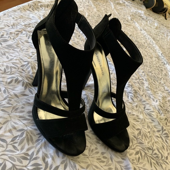 Heels - Picture 2 of 5